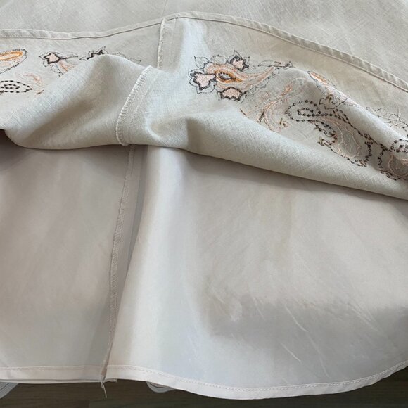 Apostrophe Floral Embroidered Tan Linen Blend Skirt, Women's Size 8P - Picture 6 of 6